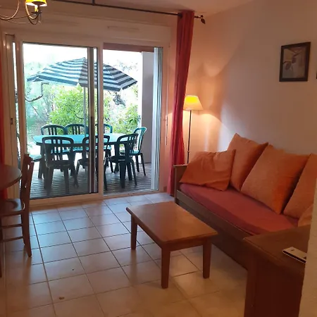 La Maison De Jean * ניונס
